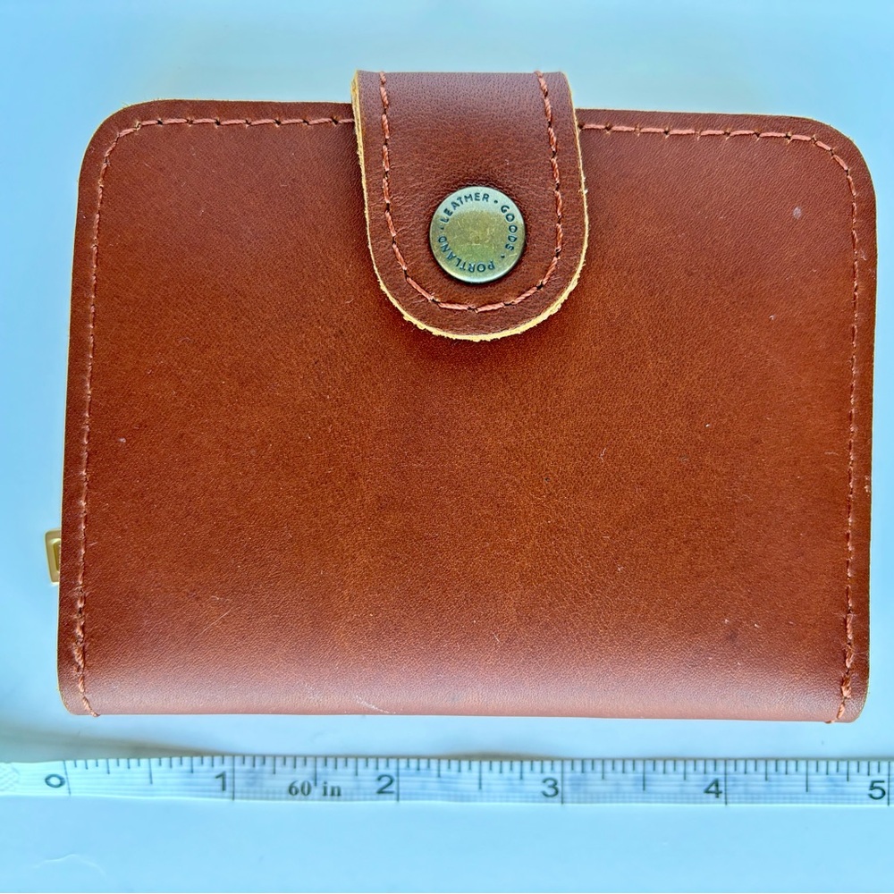 Portland Leather Honey Leather mini bifold Wallet